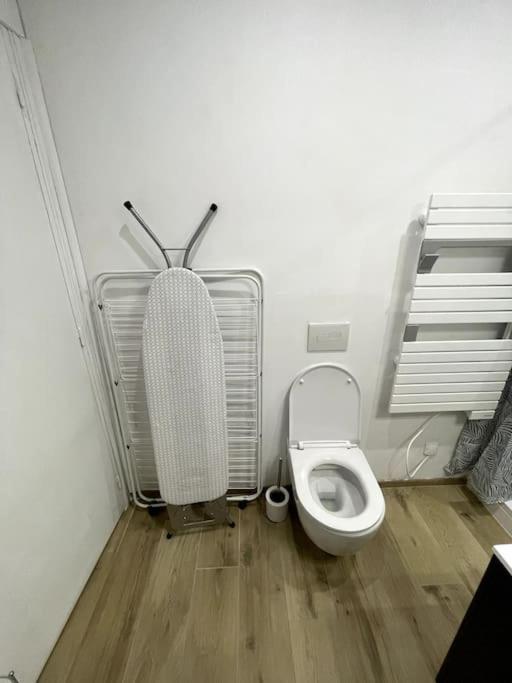Alp Chartres - Cosy Studio Au Coeur De Chartres Avec Parking Zewnętrze zdjęcie